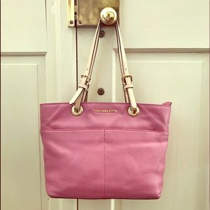 ☀️Michael Kors Bedford Tote